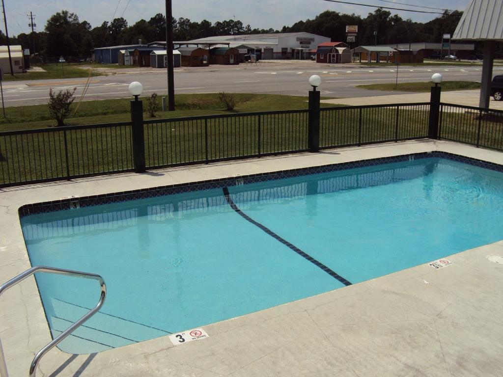Western Motel Folkston Exterior photo