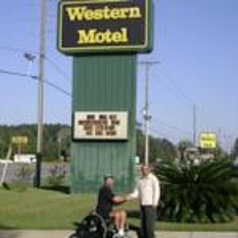Western Motel Folkston Exterior photo